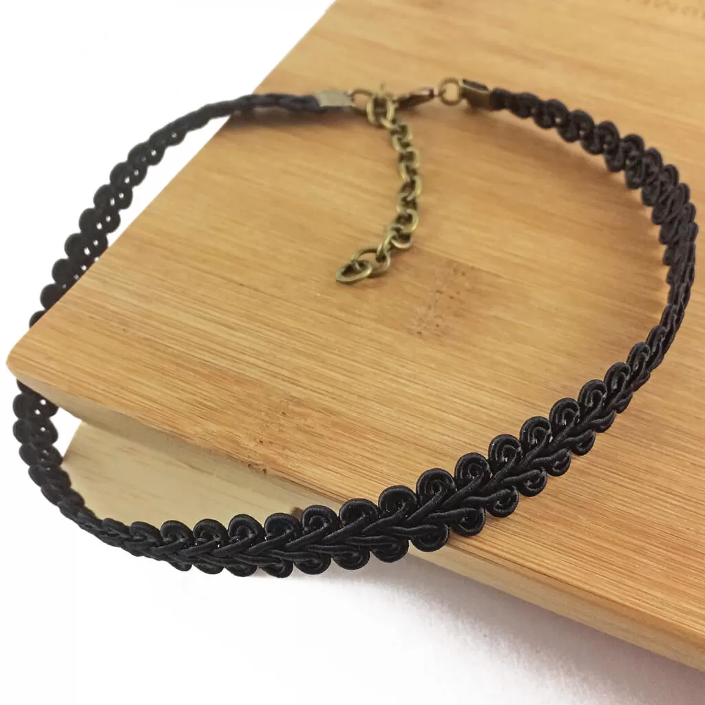 better than basic // boho fancy black ribbon choker