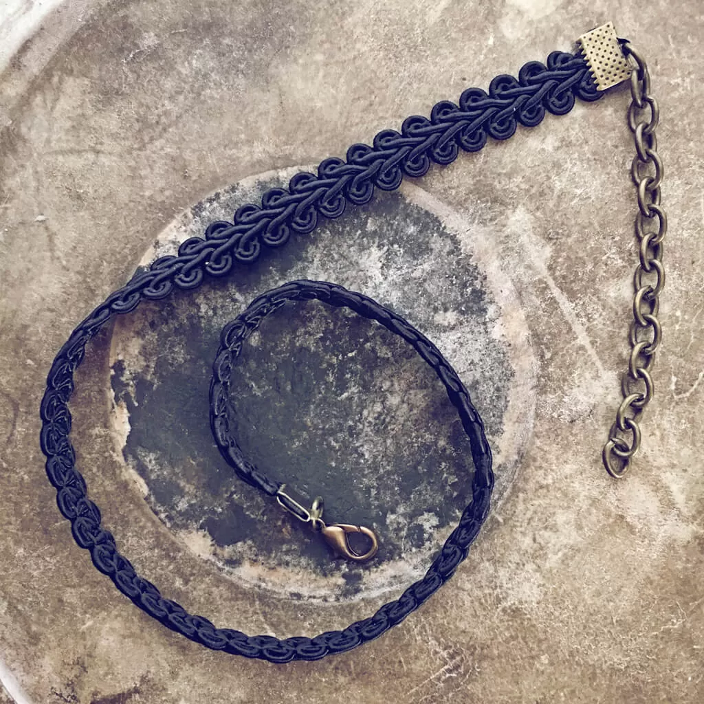 better than basic // boho fancy black ribbon choker